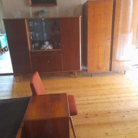 Levani'S Guesthouse Zugdidi Esterno foto