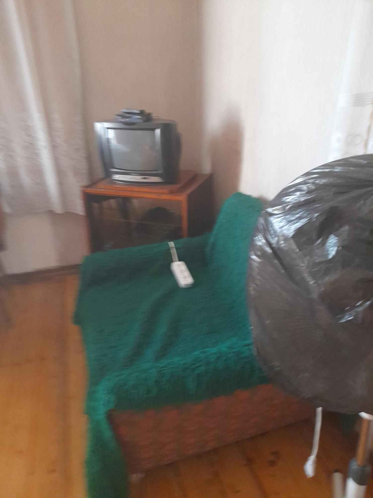Levani'S Guesthouse Zugdidi Esterno foto
